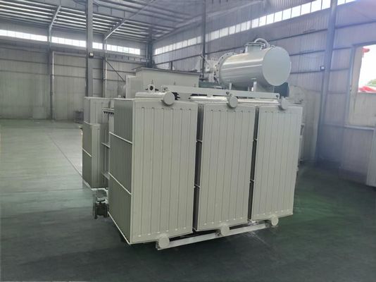 Transformateur de distribution immergé dans l'huile YNd11 13800/480 V pour la distribution d'énergie industrielle et stable